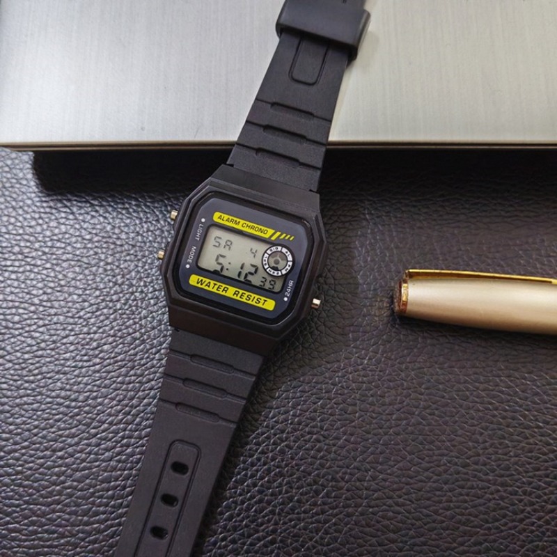 Women's Square Multi Functiona - đánh giá và giá Outdoor Sport Watch